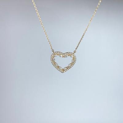 China Environmental Friendly Fashion18k Gold Planted Jewelry Heart Shaped Pendant With Zircons For Ladies Beautiful Jewelry for sale