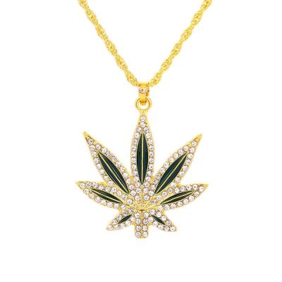 China Fashion Environmental Friendly Diamond Studded Hip Hop Hemp Leaf Full Diamond Pendant Necklace For Men for sale