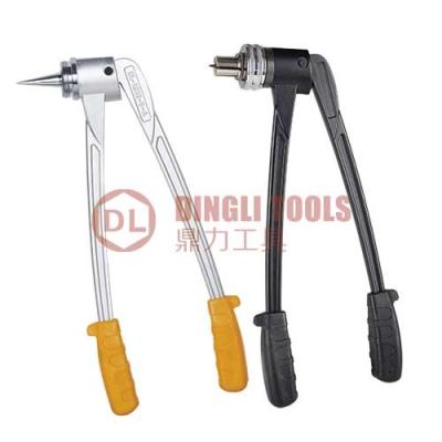 Chine DL-1232-8 Outil d'extension de tuyau PEX Outil d'extension de tube manuel de 0,7 kg avec poignée ergonomique à vendre