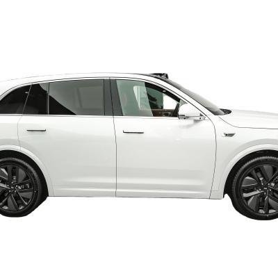 China SUV Mediano y Grande Li Xiang L7 Triciclos eléctricos Pintura de Perla Blanca 225km de resistencia en venta