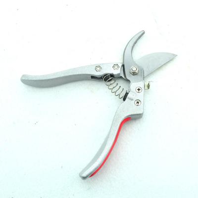 China Anti-Slip Handle SC Garden Pruner Shears Landscaping Tool Folding Saw Tool Kit Heavy Duty Pruning Tips Gardening Shears Set Te koop