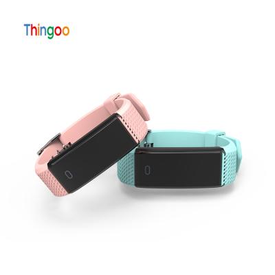 China Touch Screen Student Wristband Location Products BLE Proximity Silicone Wristband Bluetooth Social Distancing Tag b8 for sale