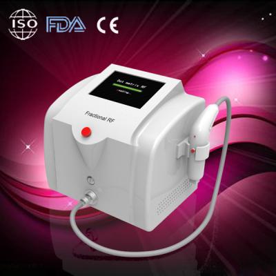 China el equipo fraccionario de la belleza del rf para la piel facial aprieta la máquina fraccionaria del lifting facial del rf en venta