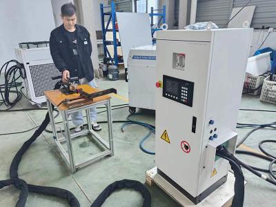 Chine DSP-80KW Machine de chauffage par induction pour soudage de métaux et de tubes de chauffage de forage à vendre