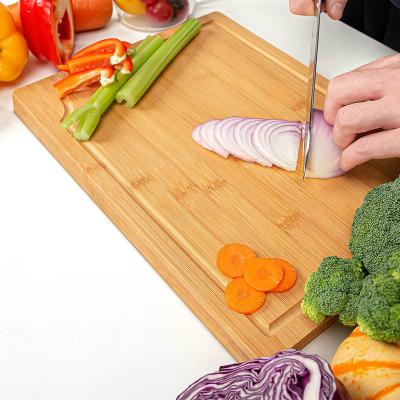 China Kitchen Quality Viable Bamboo Cutting Board Chopper for sale