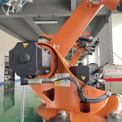 Cina Robot di saldatura ad arco Kr16 con peso robot di 235 kg e controller XP Waterjet Automation Processing Meat ArcWorld serie in vendita