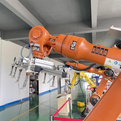 Cina Robot di saldatura ad arco industriale / macchina di saldatura ad arco di precisione modello Kr16 con 16 kg di carico utile in vendita