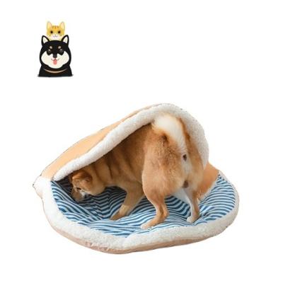 China Partially Enclosed Pet Cat Nest Comfortable Round Sleeping Nest Dog Bed Washable for sale