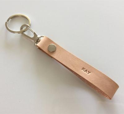 China New Product Unisex Leather Key Chain Car Logo Leather Key Holder Customized Keychain for sale