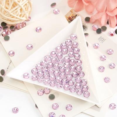 China High Quality Shinning Hot Fix SS8 Crystal Stone Hot Rhinestone For Wedding Dress for sale