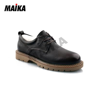 China Fashion trend wholesale original handcrafted cowhide men leather casual shoes for men for sale