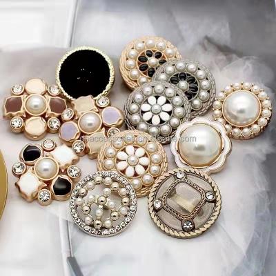 China New 15mm/18mm/20mm sewing alloy winter wear decorative design buttons for blouse overcoat garment accessories for sale