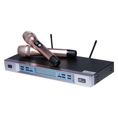 China Professional True Diversity UHF 2 Channel Wireless Microphone System For Stage Karaoke U-880 for sale