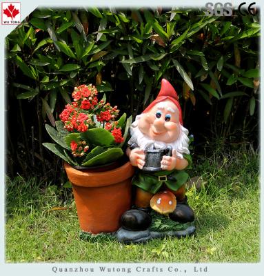 China Europe resin garden gnome figurine flower pot garden decoration for sale