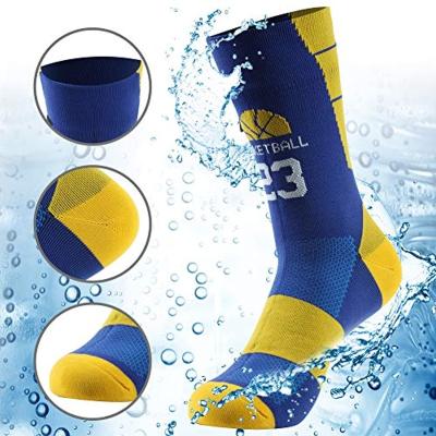 China Breathable Breathable Men Women Cycling Sports Socks Hiking Waterproof Socks for sale