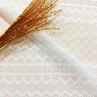 China CRF0525 Anti-static 100% Cotton Lace Fabric Embroidered For Dress Eyelet Cotton Fabric for sale