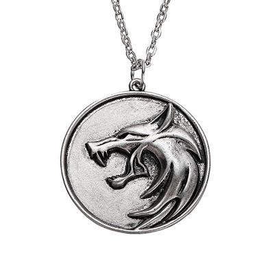 China Wild Bohemian Hunt Necklace Wolf Head Medallion Geralt Game Wizard Boho Pendant Necklace for sale