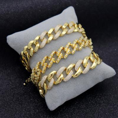 China FASHIONABLE Wholesale Hot Selling Hip Hop Cuban Link Bracelet Mens 18 Karat Gold Brass Chain Bracelet for sale