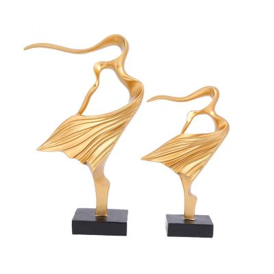 China Modern Europe Mother and Daughter Ornaments Arts Gold Craft for Study Living Room Decoration for sale