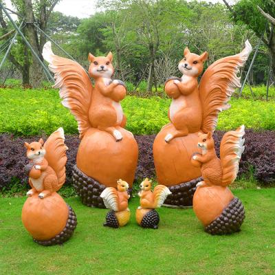 China Europe Large Fiberglass Home Creative Decoration Resin Cute Squirrel Sculpture Statue for sale