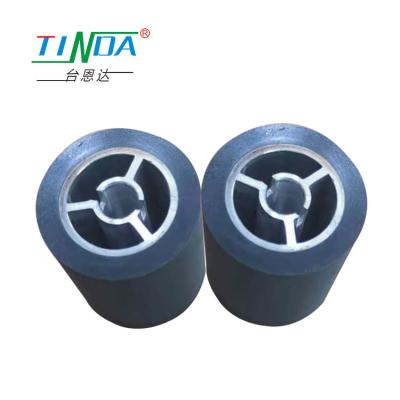 Cina Performance liscia di gomma Power Feed Roller pu di gomma roller Antiusura in vendita