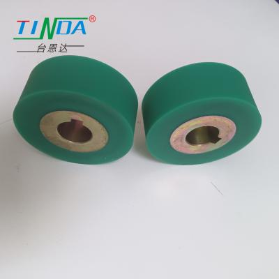 China High Noise Reduction Rubber Feed Rollers With Pressure Resistance And Wear Resistance For Hot-Air-Seam-Sealing-Machine for sale