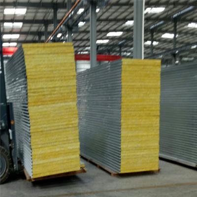 China insulated sandwich panel fireproof 50mm glass wool roof tile for worker camp for sale