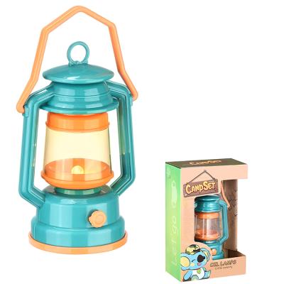 China OUTDOOR Camping Lantern With Led Light Kids Outdoor Camping Equipment Green Hanging Lamp for sale