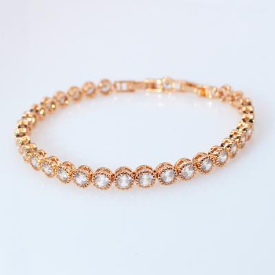 China New Simple Luxury TRENDY Inlaid With Circular Zircon Lace Lovers Gift Women Bracelet for sale