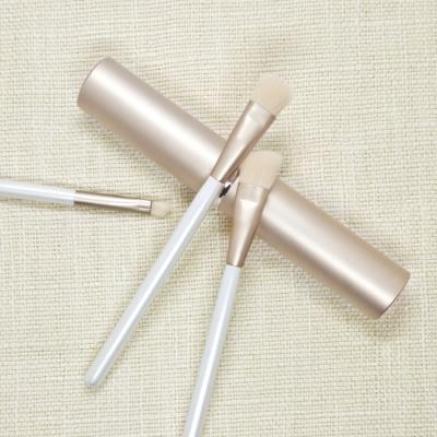 China 4Pcs Metal Cylinder Eye Shadow Makeup Brush Set Portable Eye Skin-friendly for sale