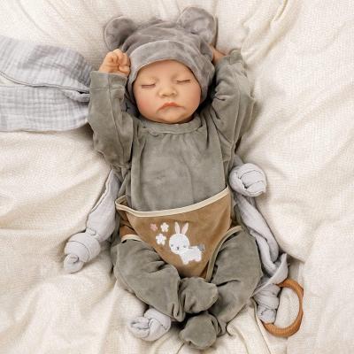 China Changeable Clothing 17 Inch Newborn Lifelike Silicone Reborn Doll Set Baby Toddler Reborn Doll for sale