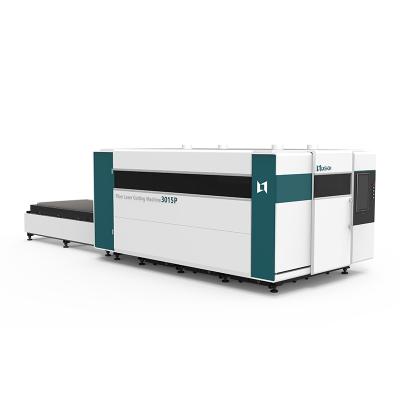 China Laser Form Metal 3015 2000w Enclosed Interchange Fiber Laser Cutting Machine In Closed Machine For Coils for sale