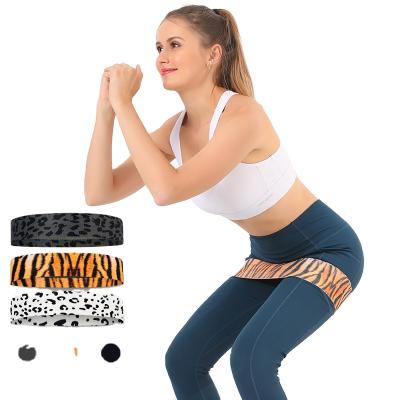 China Thickened Exercise Workout Heavy Stretch Custom Non Rolling Elastic Cloth Resistance Band Loop Fitness Sports Yoga Resistance Band for sale