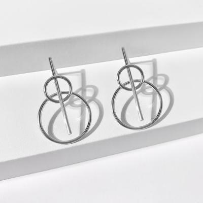 China 2022jewelry Classic Design TRENDY Smooth Surface 925 Women's Sterling Silver Earrings for sale