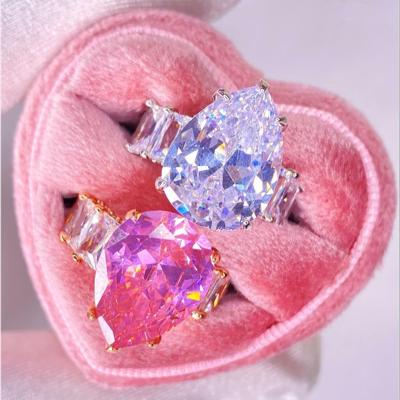 China Environmentally Friendly In Current Iced Out Princess Cut Big CZ Diamond Gold Silver Ring Pear Jewelry Women Fashion Crystal Stone Icy Outlet Jewelry for sale