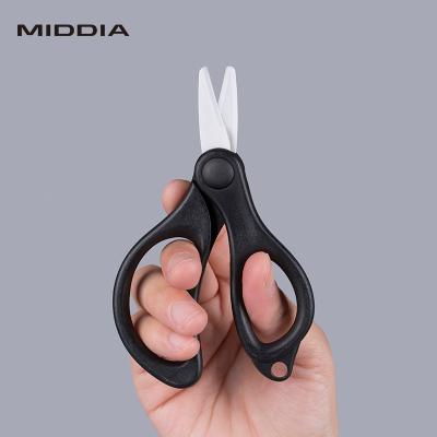 China Braided Line Fishing Scissors Saltwater and Freshwater Cutter with Retractor Black for sale