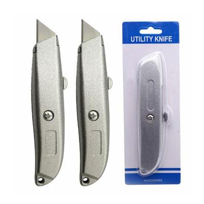 China Cuchillo utilitario con cuchilla de acero inoxidable para cortar cajas de cartón y cinta para paquetes en venta