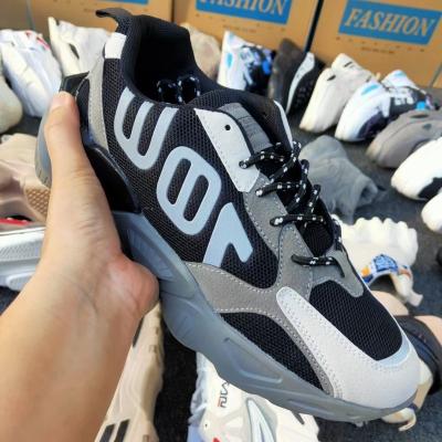 China Cushioning Clearance Bulk Mixed Running Shoes Sneakers Bulk Men Use Sepatu - Latest Hot Selling Wholesale Cheap Running Shoes for sale