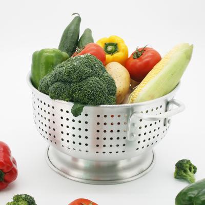 China Sustainable Multifunctional Vegetable Fruit Draining Aluminum Colander Basket With Stand for sale