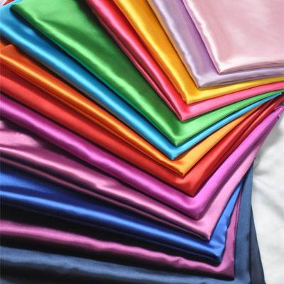 China Sustainable Green 100% Mulberry Silk Satin Fabric 16MM OEKO-TEX100 Plain Dyed Pure Silk Charmeuse Fabric for sale