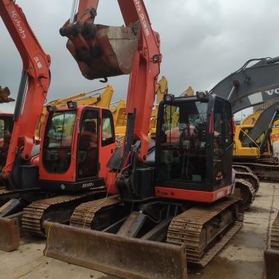 China Excavadora Kubota de 8 toneladas usada Motor 47,8KW Vermelho 0,31m Balde Localizações de Showroom em todo o mundo à venda