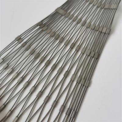 Cina Leggere 1,2 mm 1,5 mm Acciaio inossidabile Wire Mesh Bird Wire Netting Bird Cages in vendita