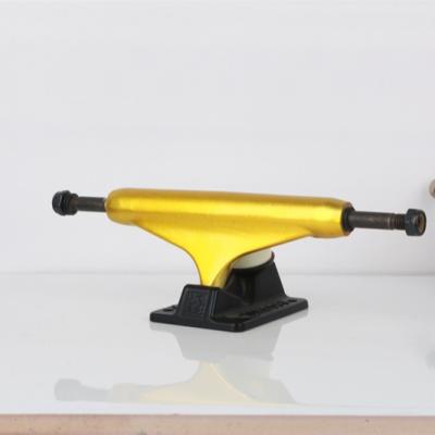 China Professional Skater Factory Direct 5.25 Inch Die Casting Powder Coating Skateboard Truck For Skateboard for sale