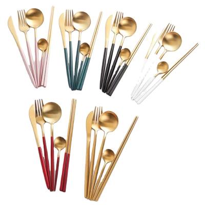 China Viable Wholesale Gold Cutlery Colorful Stainless Steel Flatware Flatware Sets Wedding Bulk Gold Flatware Hotel for sale