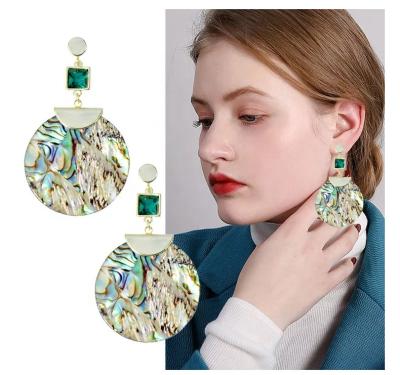 China Female Temperament Large Circular Wind Fashion Environmentally Friendly Superior Earrings Restoring Ancient Ways Shell Earrings for sale