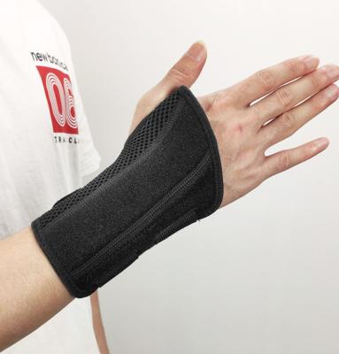 China New Product Wrist Brace Carpal Tunnel Mouse Carpal Tunnel Right Left Hand For Women Men Pain Relief for sale