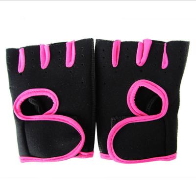 China Weightlifting Gloves Size Full Style Ventilated Weightlifting Gym Workout Gloves Finger with Wrist Wrap Support for Men and Women for sale