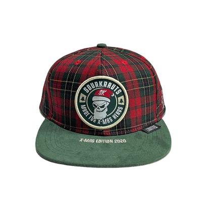 China COMMON Red Christmas Design Cotton Sports Basketball Simple Patch Snapback Hat for sale