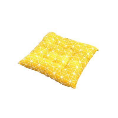 China Anti-static Square Spots Garden Sofa Seat Pad Outdoor /Indoor Chair Cushion for sale