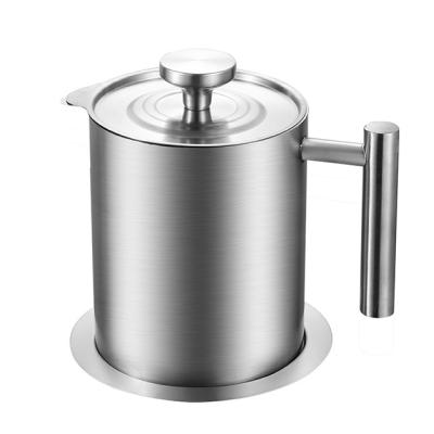 China 1.8L stocked each of 304 stainless steel grease strainer and container - good quality for household kitchen for sale